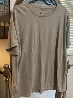 Hanes Short Sleeve Crewneck T-Shirt - Taupe